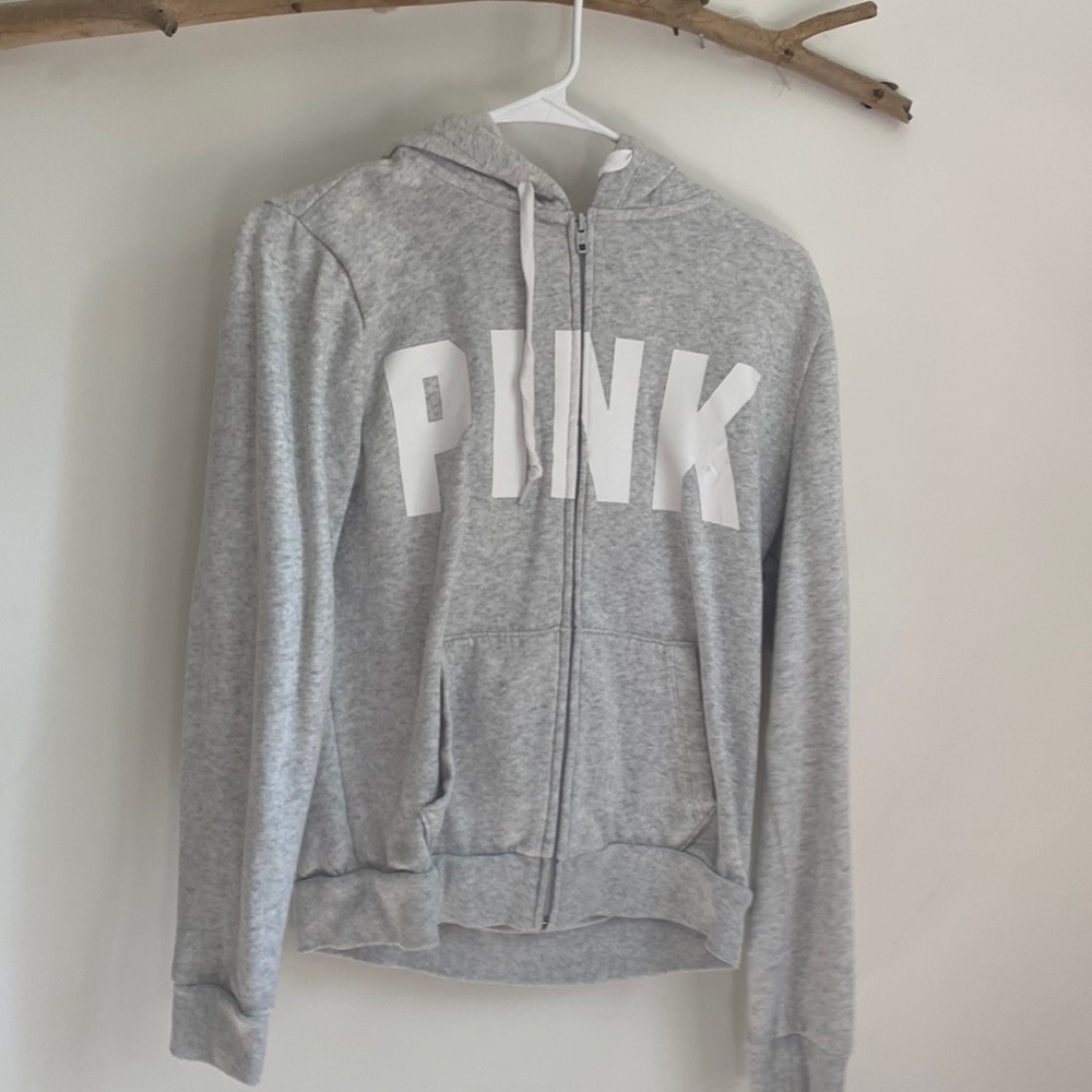 women’s zip up hoodie